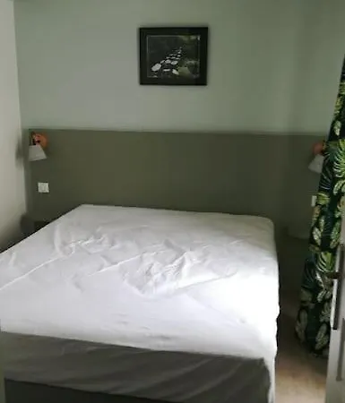 Le Sarciron 210, Centre Du Dore Apartment *